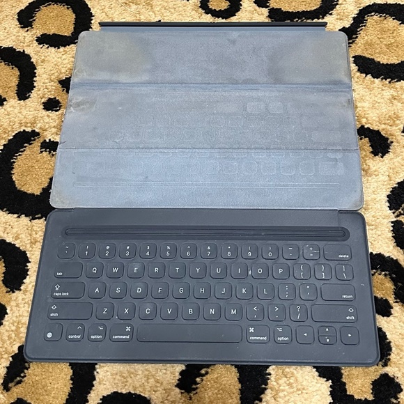Apple Ipad Smart Keyboard